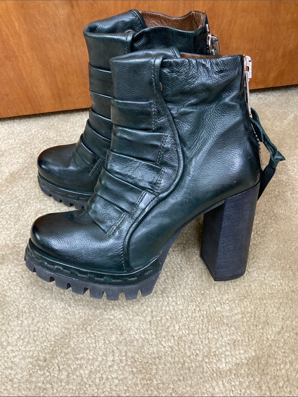 A.S.98 Teal Color Platform Ankle Boot NWOT Size 7
